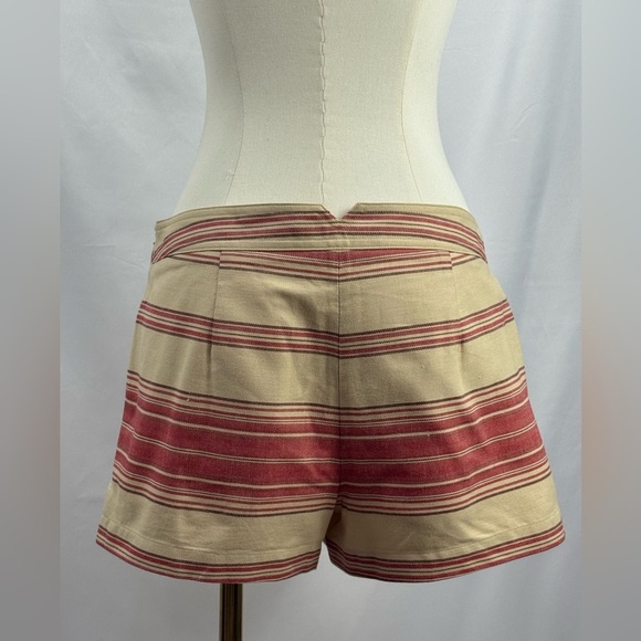 BCBG MaxAzria Renee Shorts Size Small Red and Cream Striped - Picture 6 of 7